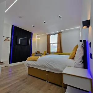 Balco Plaza Apartment