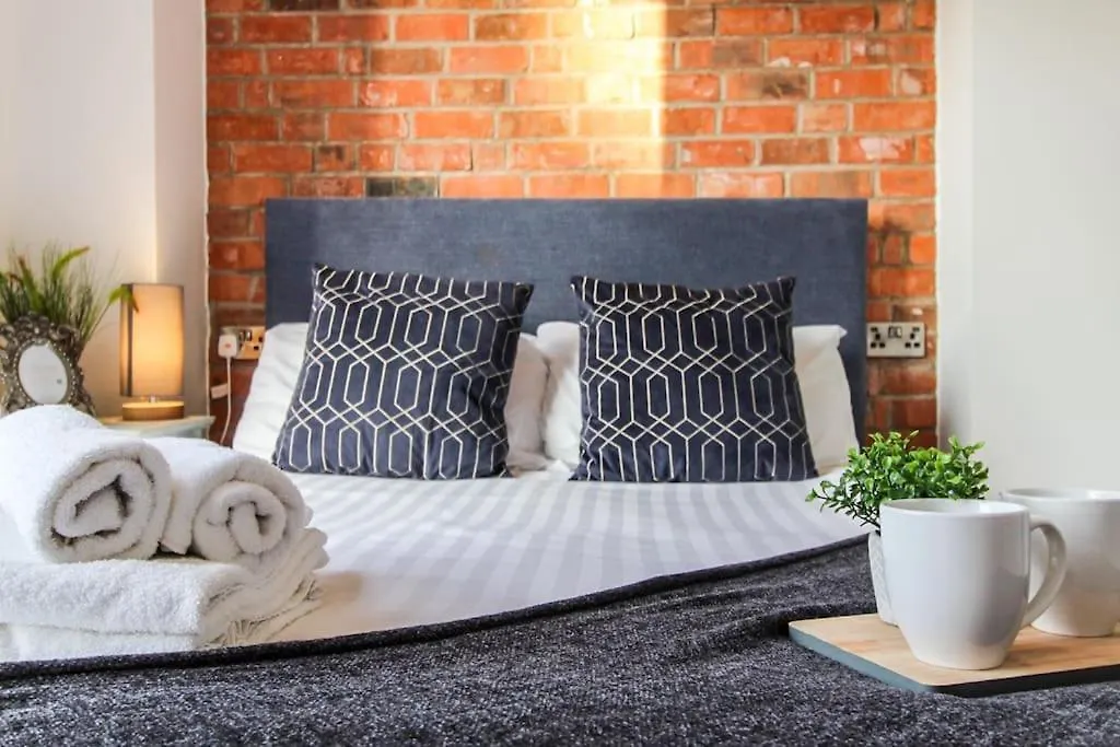 Spacious City Centre Lace Market Apartment Nottingham